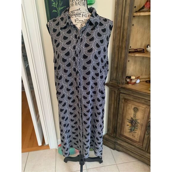 Spense Black & White Button Up Geometric Tunic - Picture 10 of 10